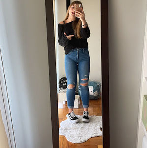 Meet your Posher, Celeste